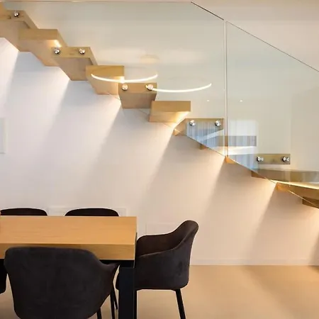 Luxury Jacuzzi Nettuno 아파트