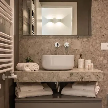 公寓 Luxury Jacuzzi Nettuno